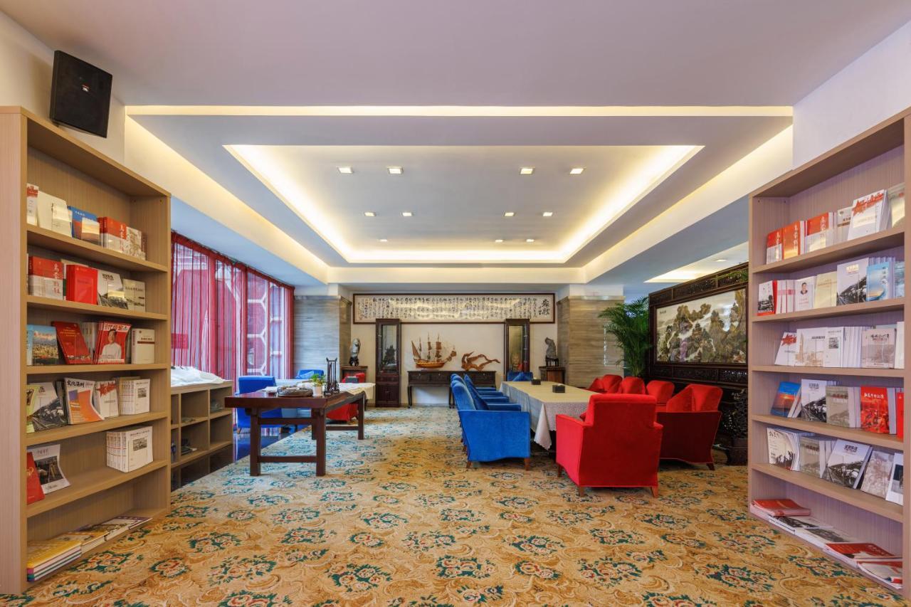 Sunflower Hotel &Residence, Futian Port Branch Shenzhen Exterior photo