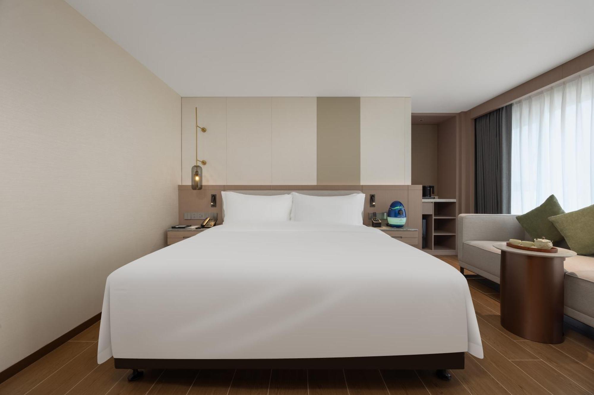 Sunflower Hotel &Residence, Futian Port Branch Shenzhen Exterior photo